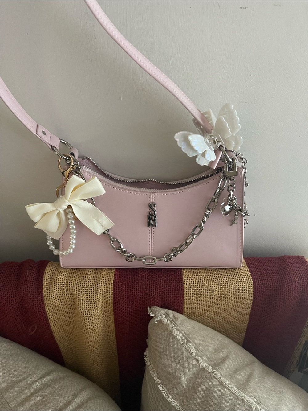 Steve Madden Light Pink Shoulder Bag with Chain and Bow Charm